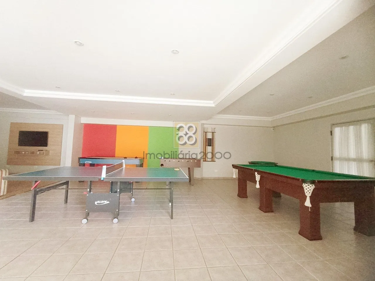 Деревянный пол или ламинат и 3 спальни: квартира 131 м² — photo 12