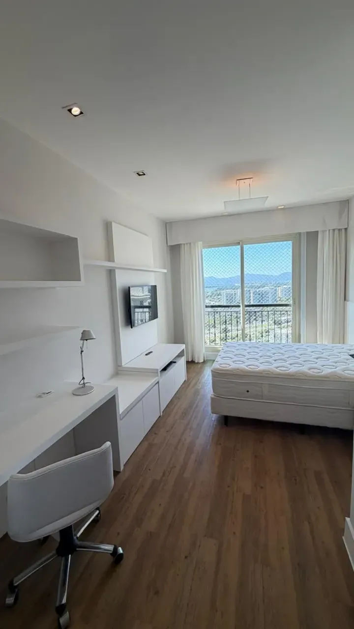 Furnished apartment with 5 bedrooms and open-plan kitchen — photo 15