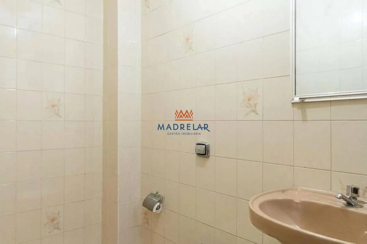 4-bedroom house with a washing machine in Curitiba — photo 14