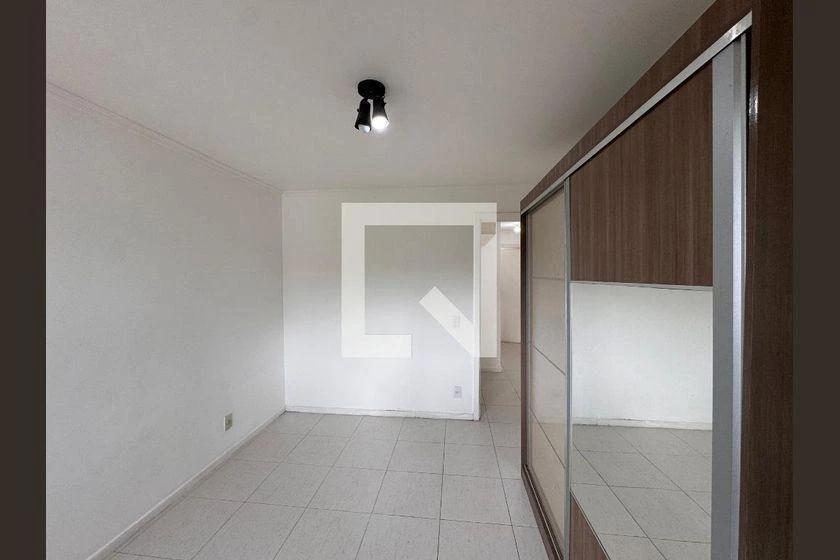 226 m² apartment with 4 bedrooms and a balcony grill — photo 33