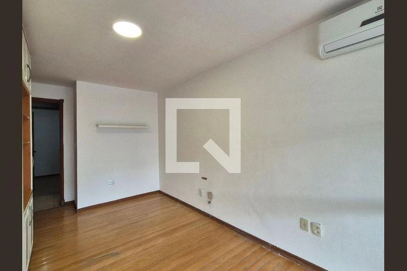 Rental apartment with 3 bedrooms and 208 m² — photo 8