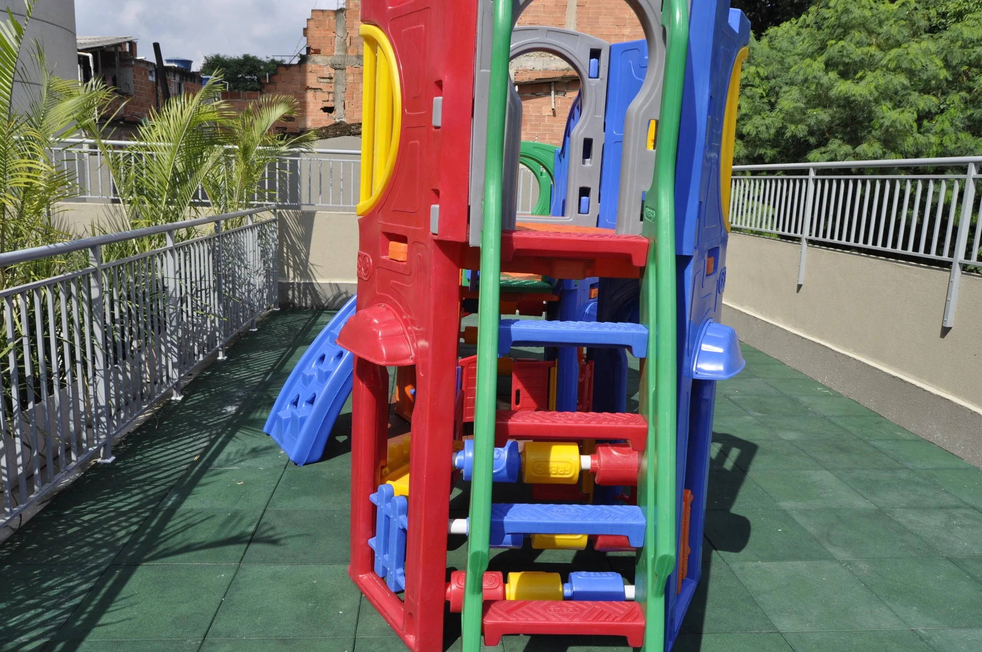 Apartment, 41 m², with a grill on the balcony — photo 44