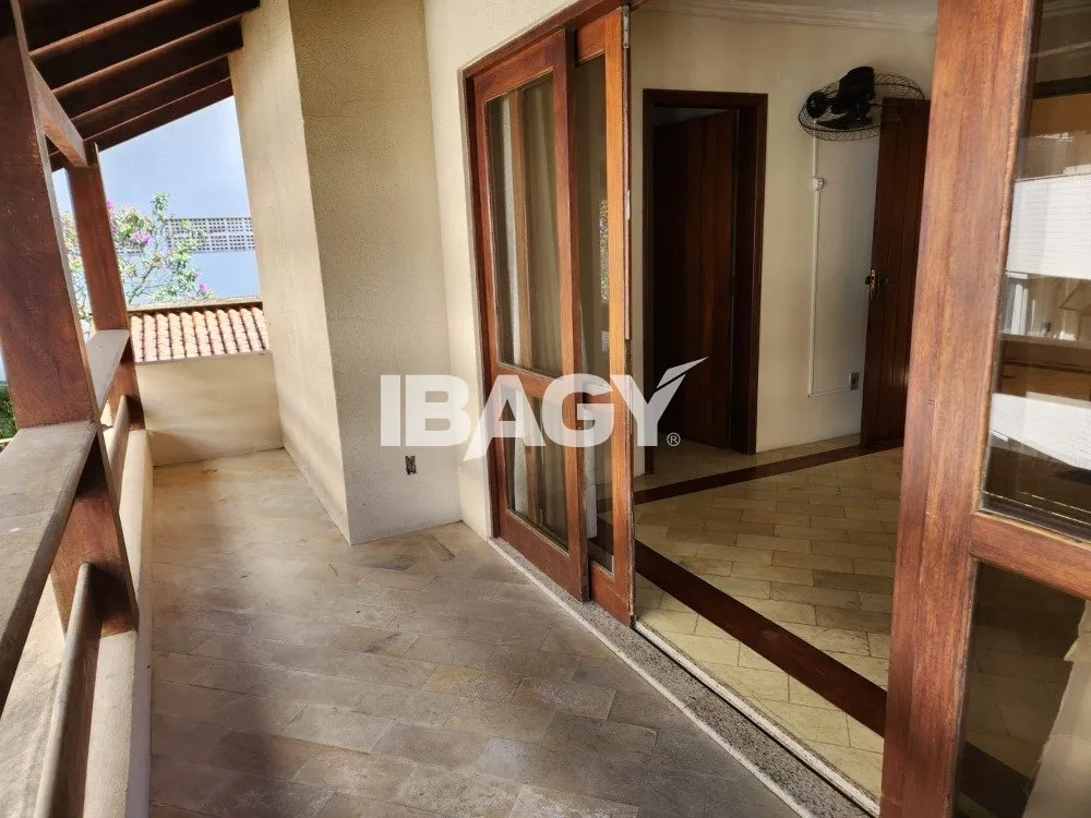 6-bedroom house with 600 m²; 3 suites and 5 bathrooms — photo 44