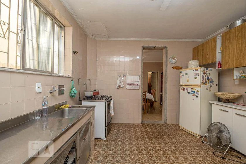 Furnished house with 4 bedrooms and parking for 4 cars — photo 9