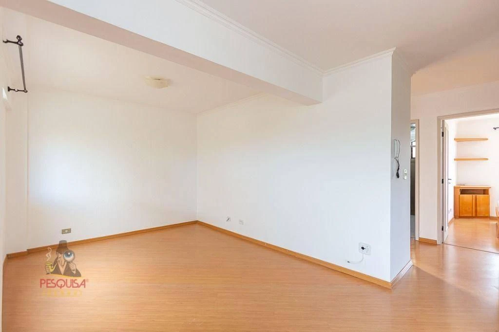 Apartment, 56 m², with wood or laminate floors