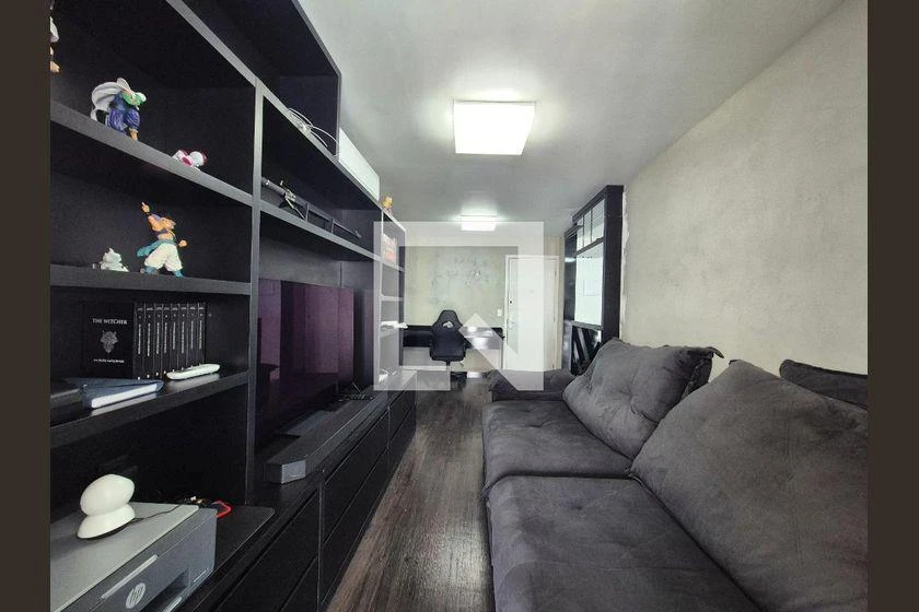 2-bedroom apartment in a building with a gym — photo 37