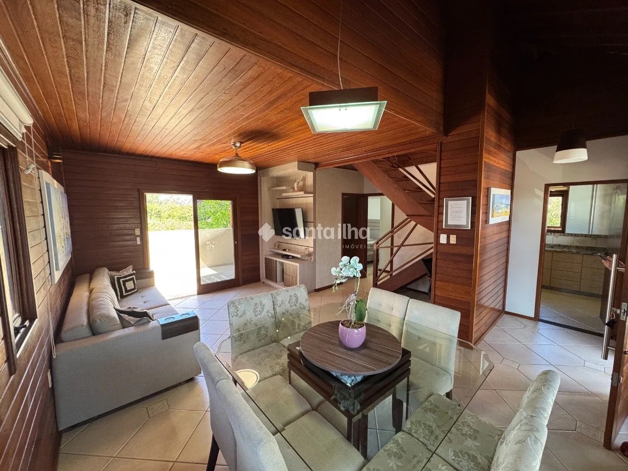 Furnished house with 3 bedrooms and a gas stove