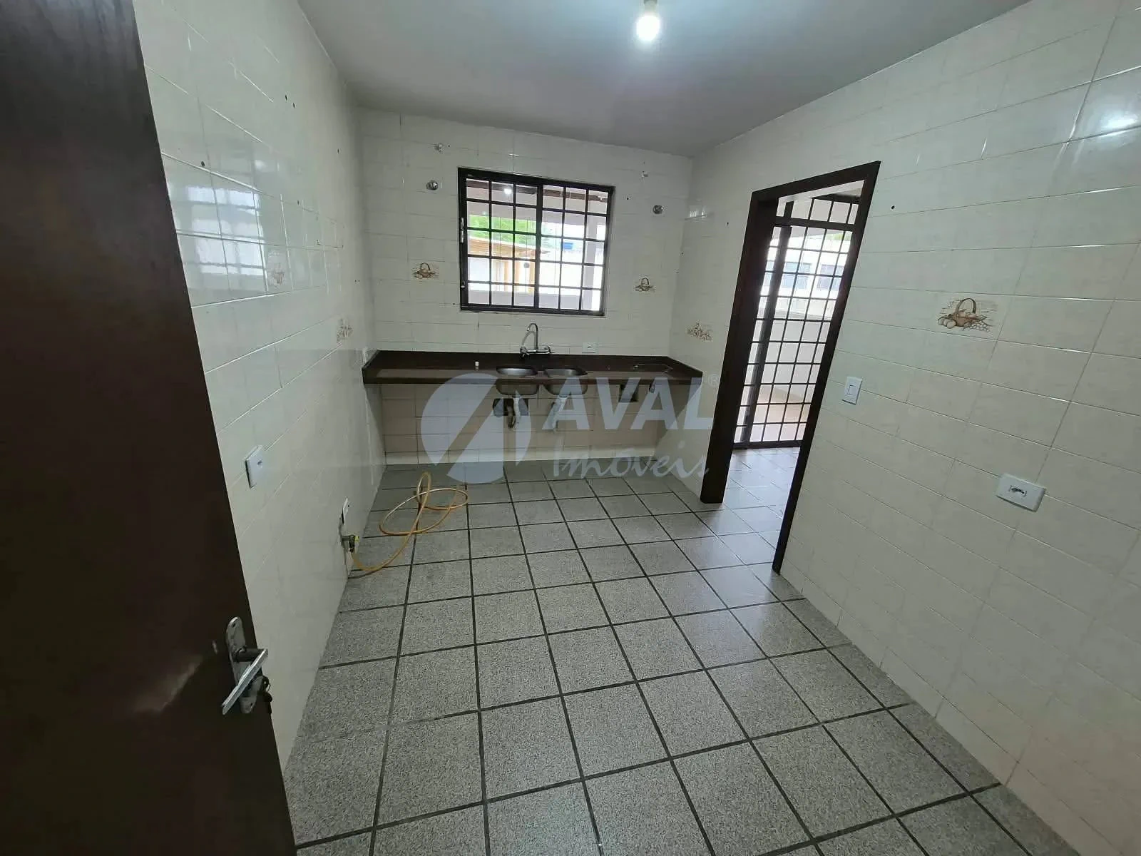 House, 240 m², with a private BBQ — photo 12