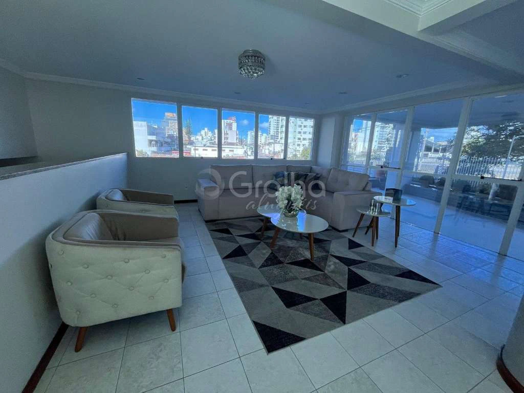 2-bedroom apartment with 1 en-suite and private BBQ area