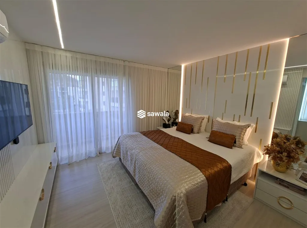 Furnished apartment with 4 bedrooms and open kitchen — photo 26