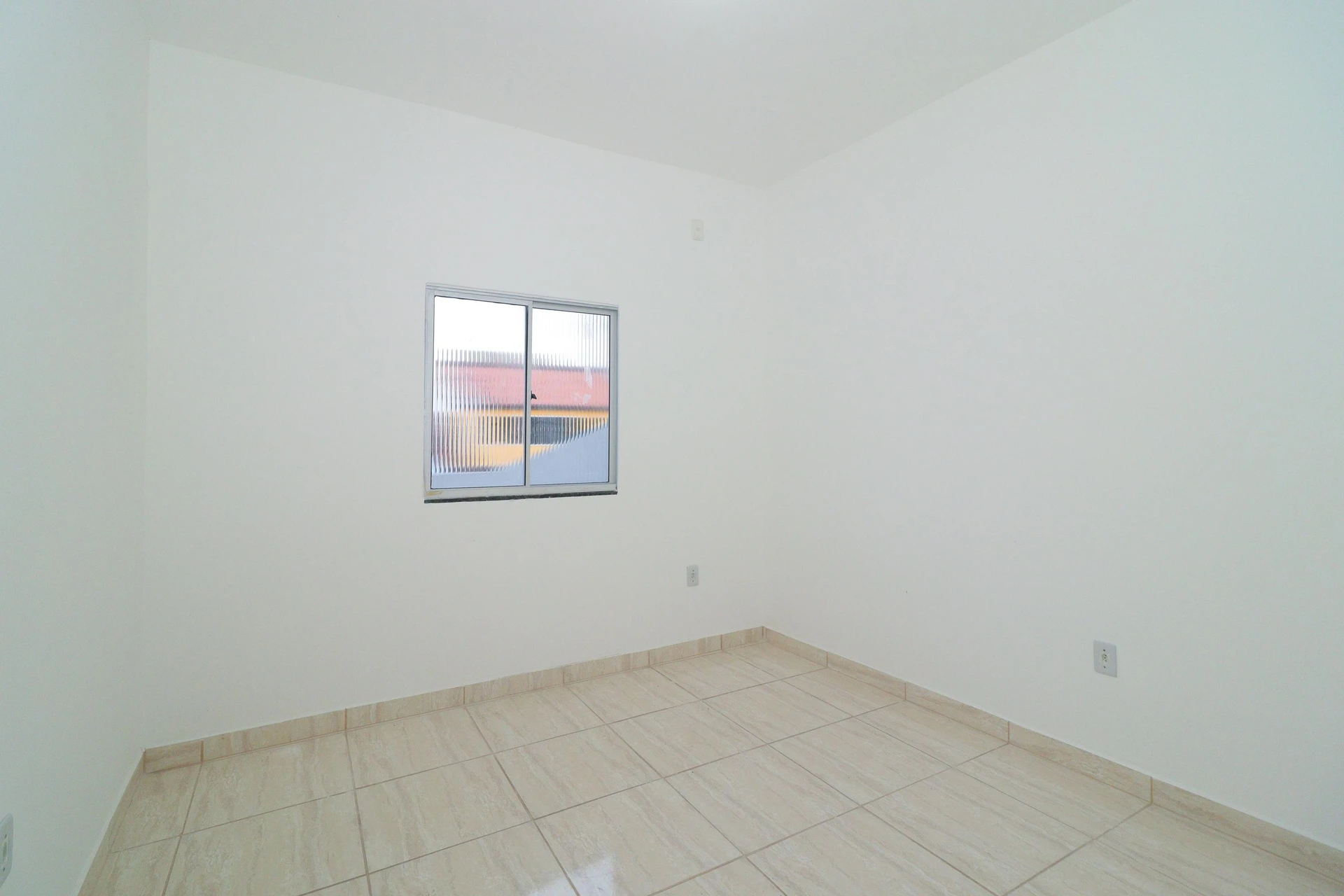 2-bedroom apartment with separate kitchen and no parking — photo 20