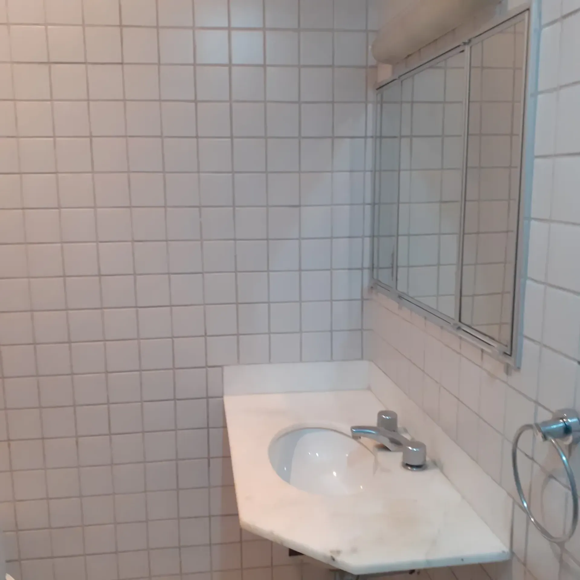 Квартира 153 м² с 2 спальнями и видом на воду и горы — photo 44