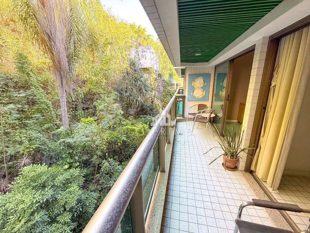Furnished 1-bedroom apartment with balcony and 55 m² — photo 10