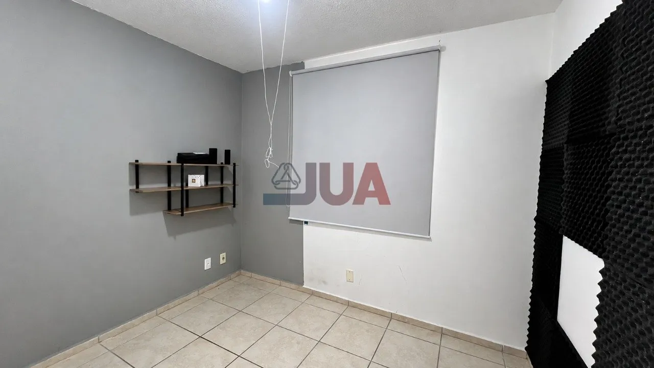 2-bedroom apartment with open-plan kitchen and 1 parking spot — photo 18