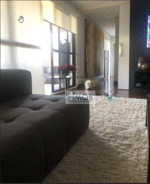 Top-floor apartment with 3 bedrooms and 330 m² — photo 8