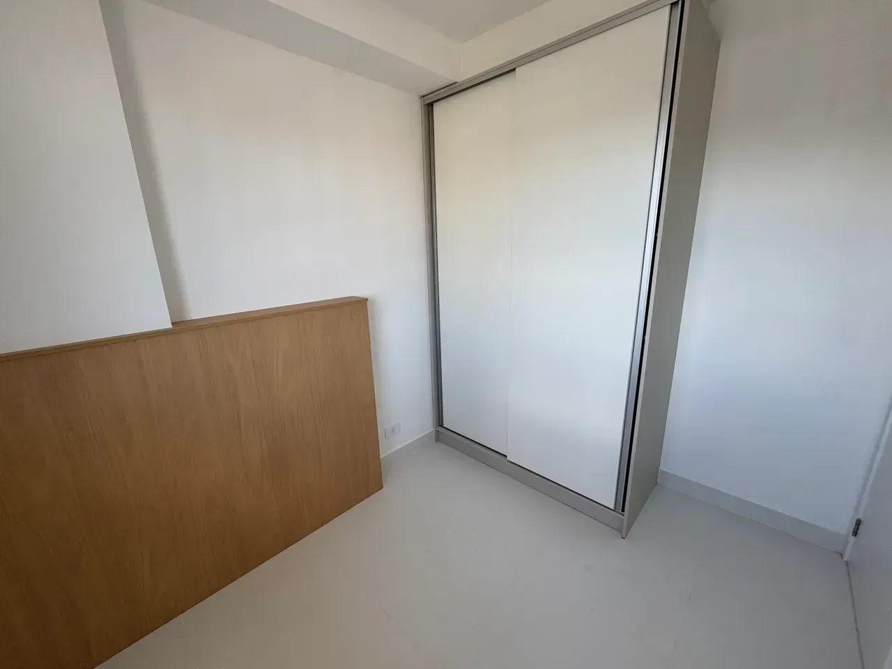 Furnished apartment with 2 bedrooms and integrated kitchen — photo 20