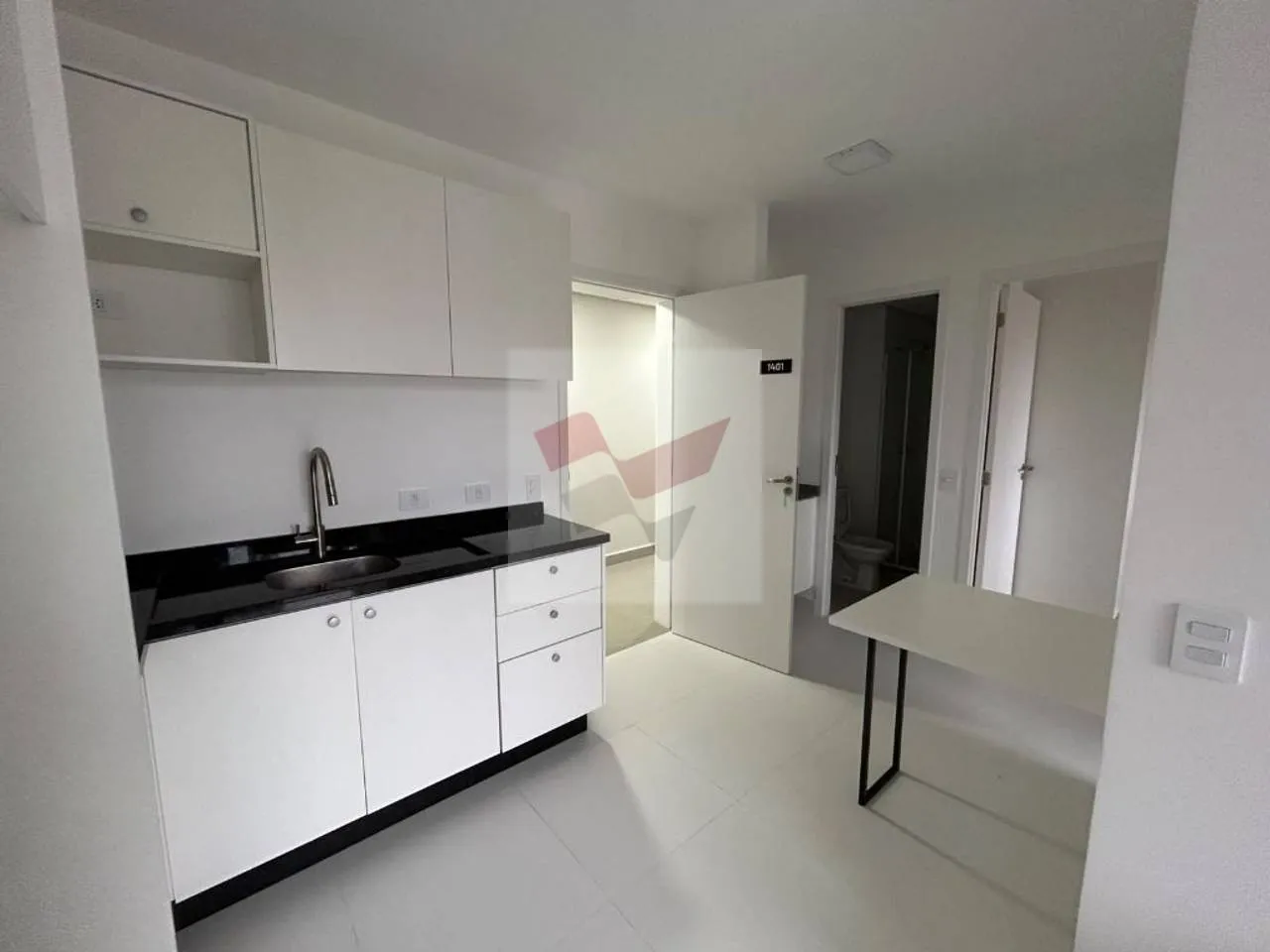 Apartment on the 14th floor with a washing machine — photo 7