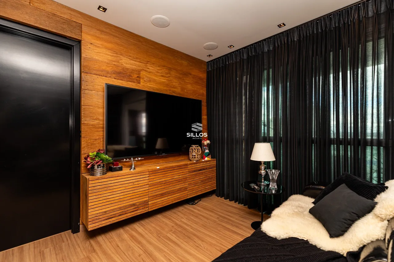 3 en-suite bedroom apartment with 4 bathrooms — photo 3