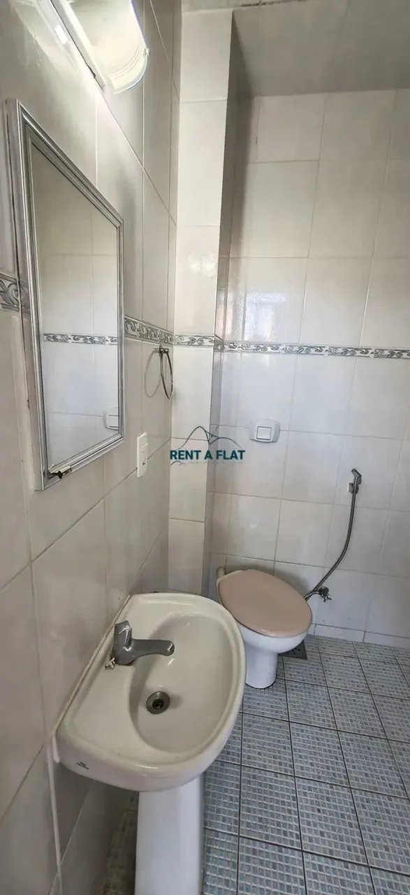 Apartamento com 1 quarto e varanda, vista de água e cidade — photo 10