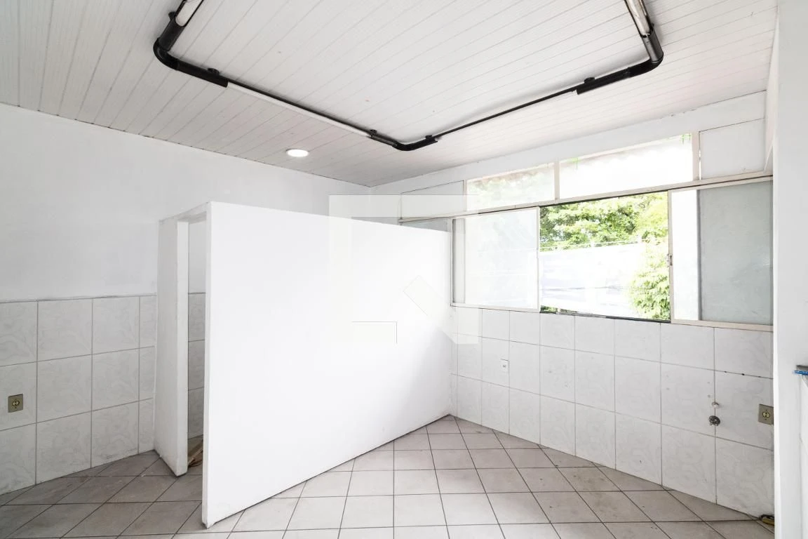 Unfurnished house with 1 bedroom and 1 bathroom — photo 14