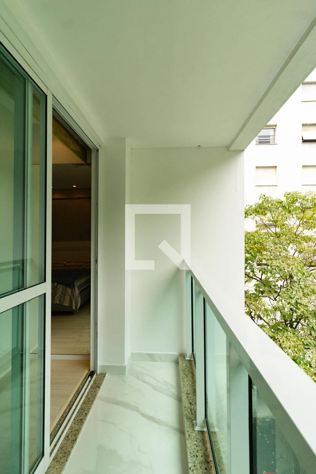 Furnished 1-bedroom apartment with a balcony — photo 7
