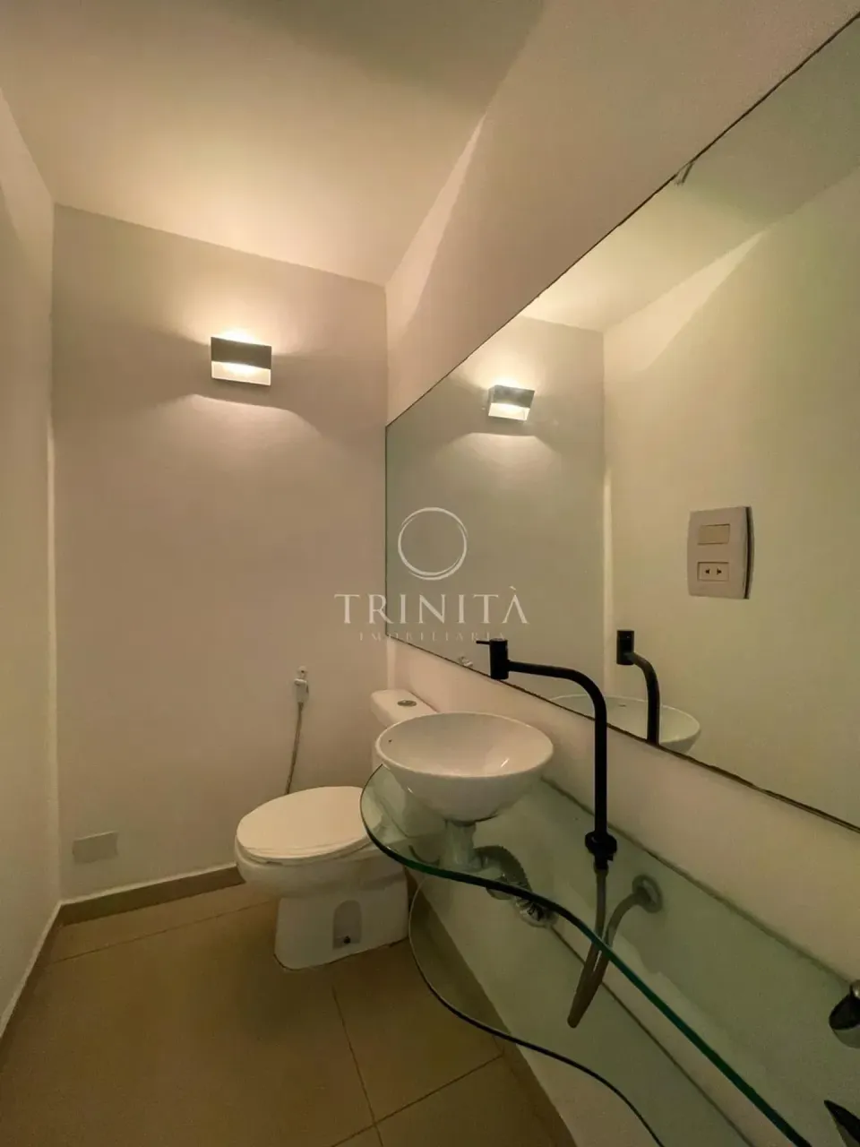 House for rent with 4 bedrooms and 5 bathrooms — photo 10