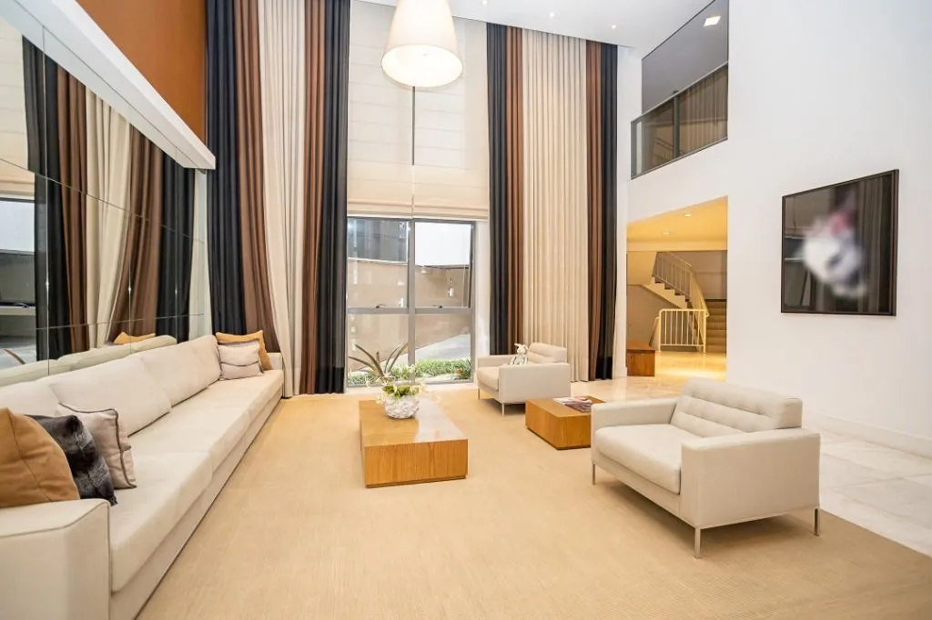 Apartamento com 3 quartos e 160 m², cozinha com fogão a gás — photo 35