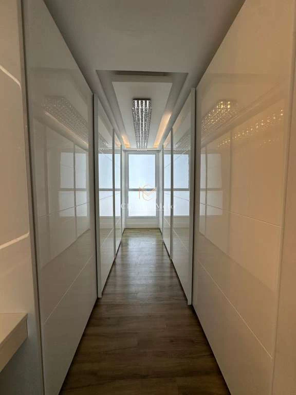 Casa com 5 suítes e cozinha integrada de 900 m² — photo 25