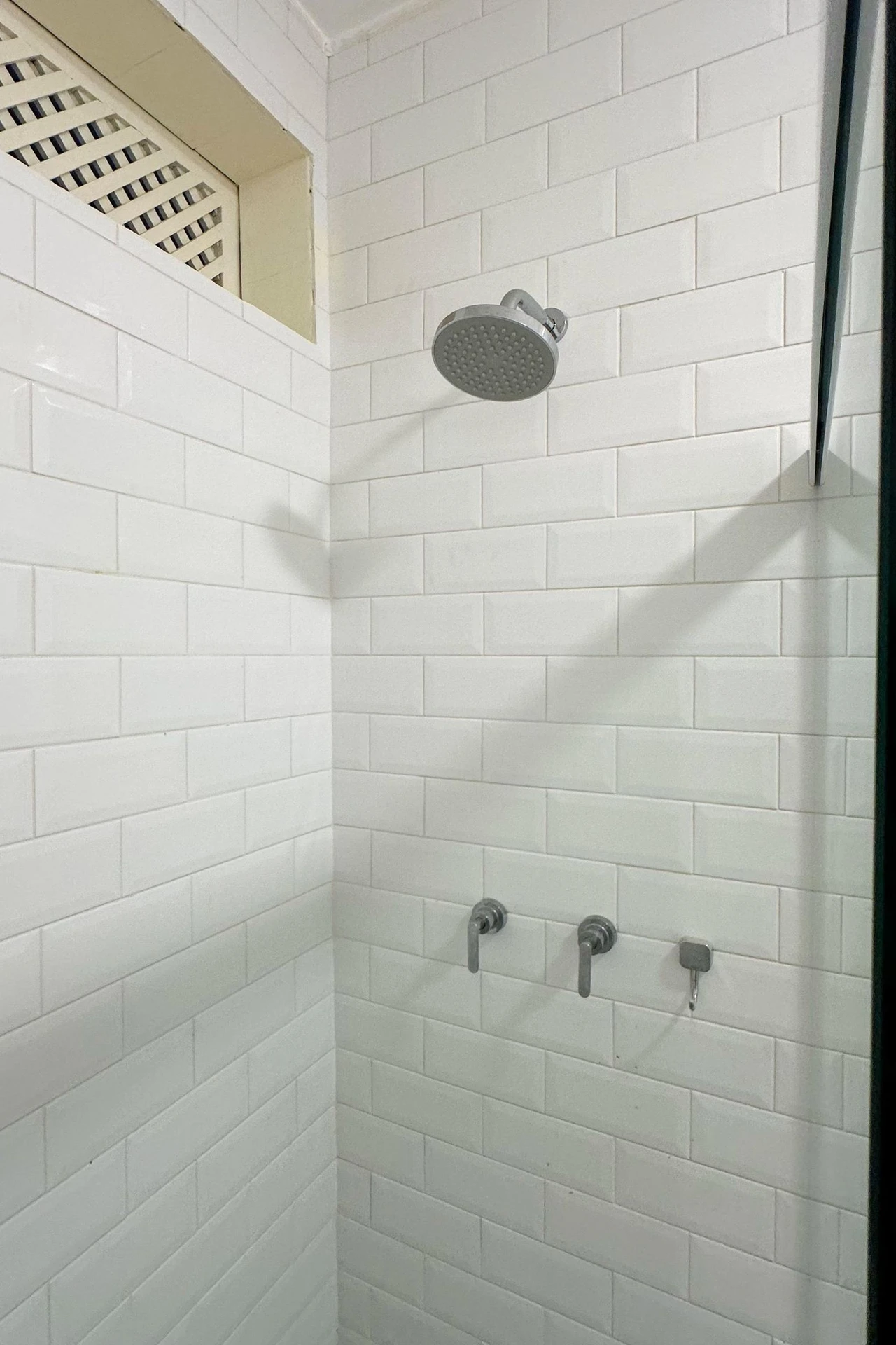 Washing machine in a 4-bedroom apartment, 168 m² — photo 24