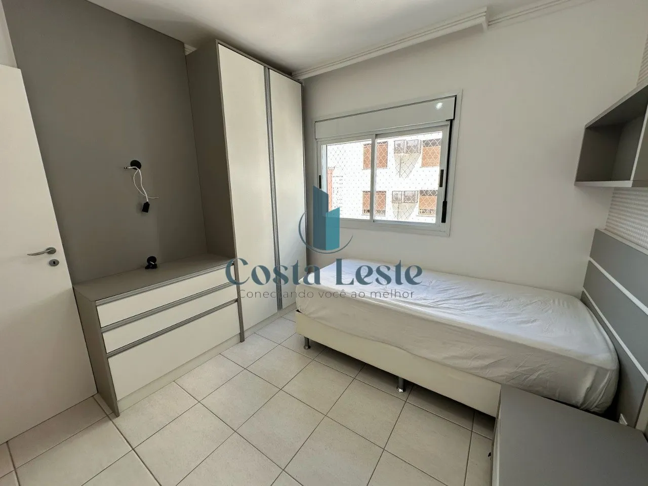 Apartment, 130 m², with a glass-enclosed balcony — photo 12