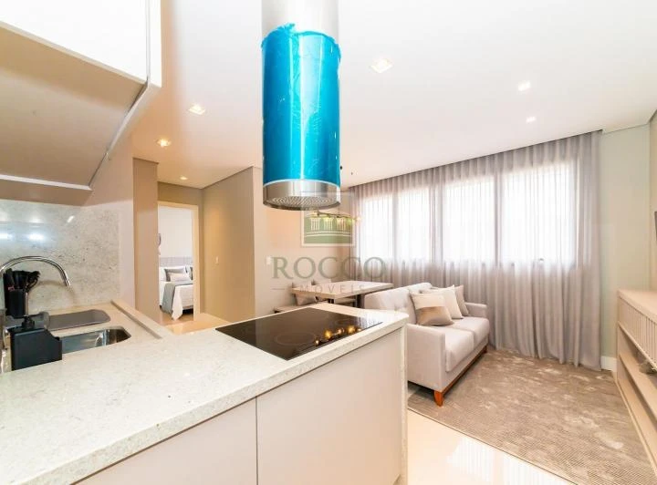 82 m² apartment with an open-plan kitchen and suite — photo 2