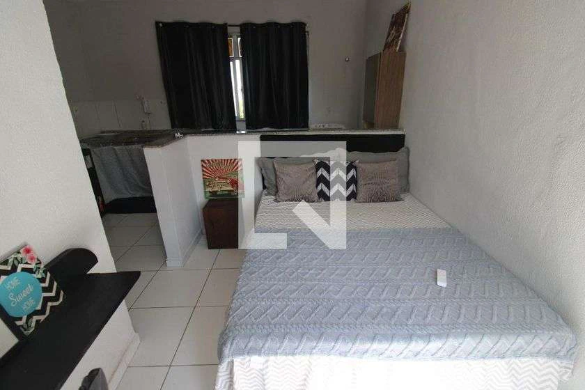 Furnished 40 m² studio with 1 bedroom and 1 bathroom — photo 4