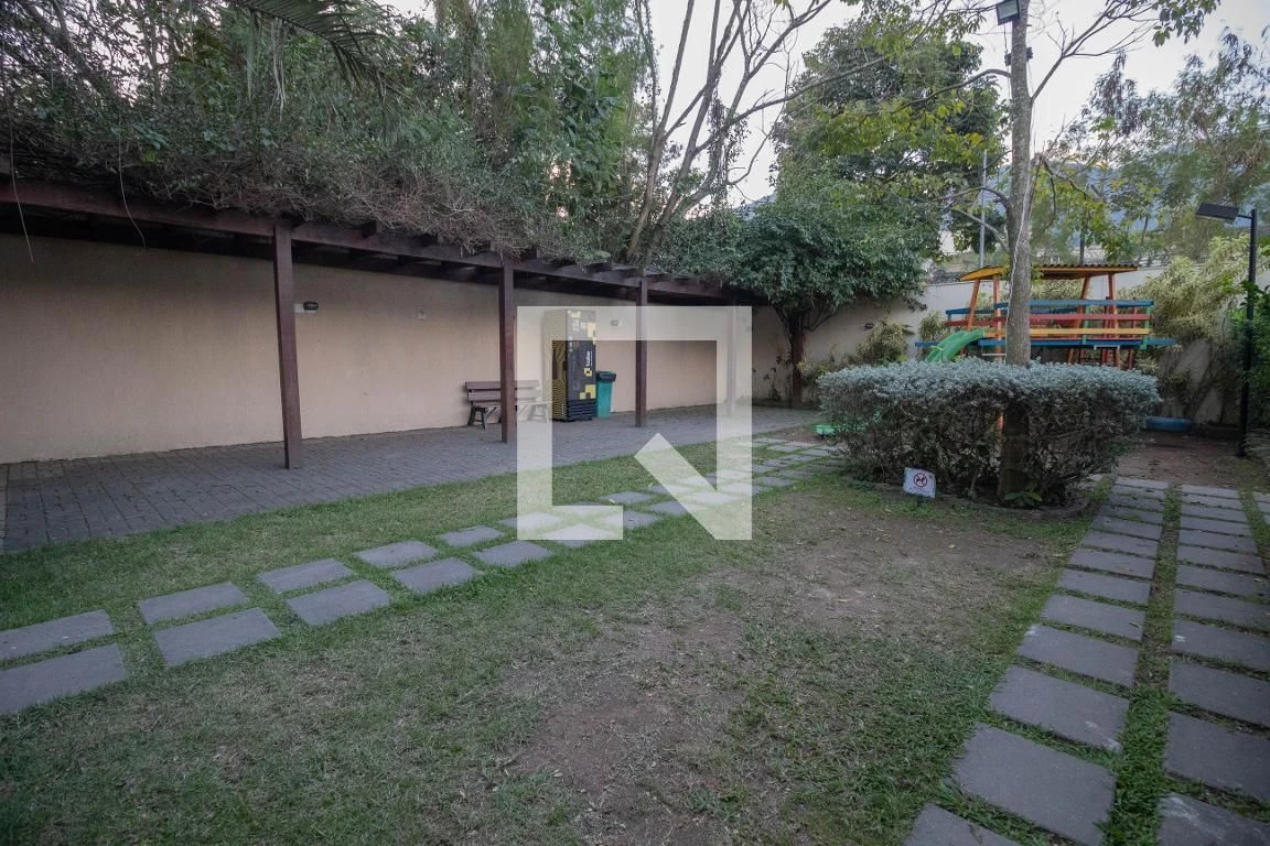 Furnished 2-bedroom apartment with balcony grill and 1 parking — photo 24