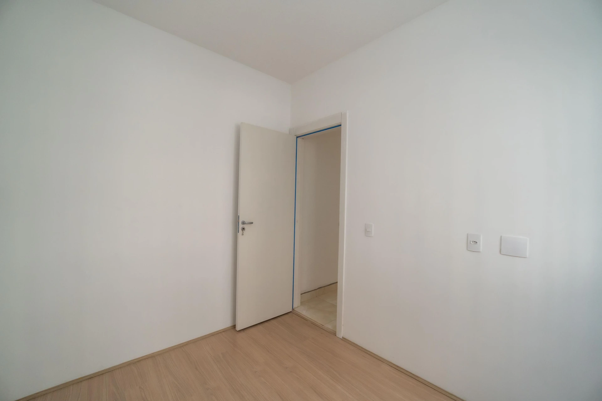 Rental apartment with 2 bedrooms and 1 bathroom — photo 27