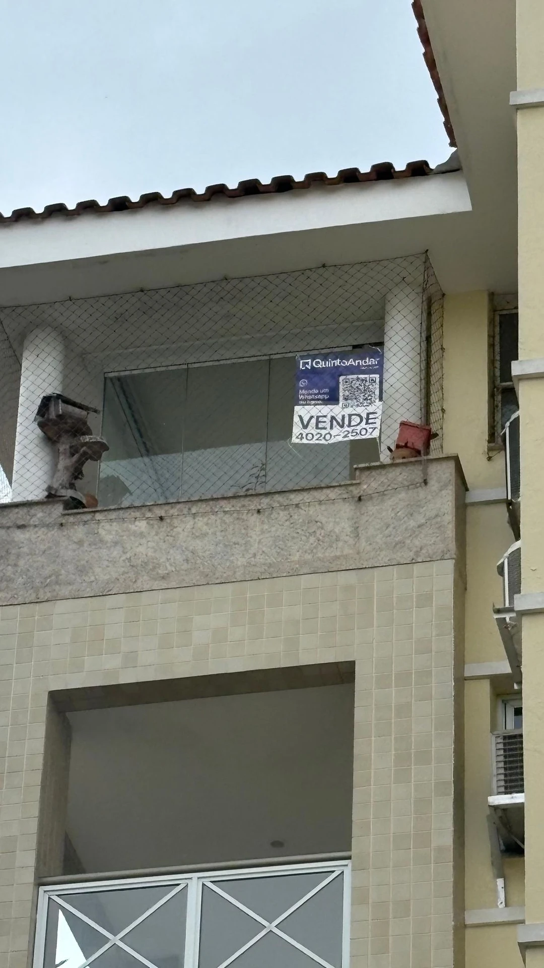 3-bedroom apartment with a glass-enclosed balcony — photo 42