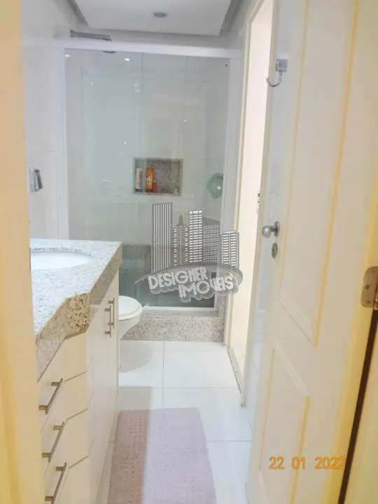4-bedroom apartment with a washing machine in Rio de Janeiro — photo 17