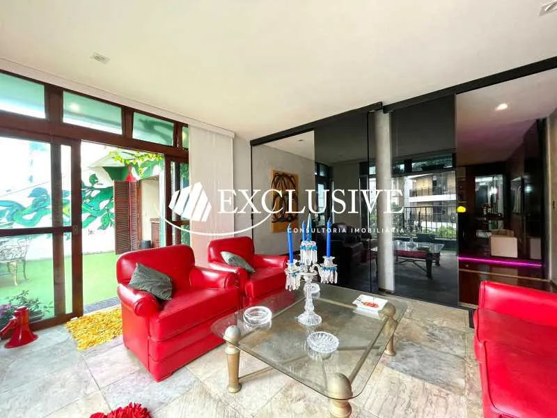 Furnished linear penthouse with 2 bedrooms and 4 baths — photo 8