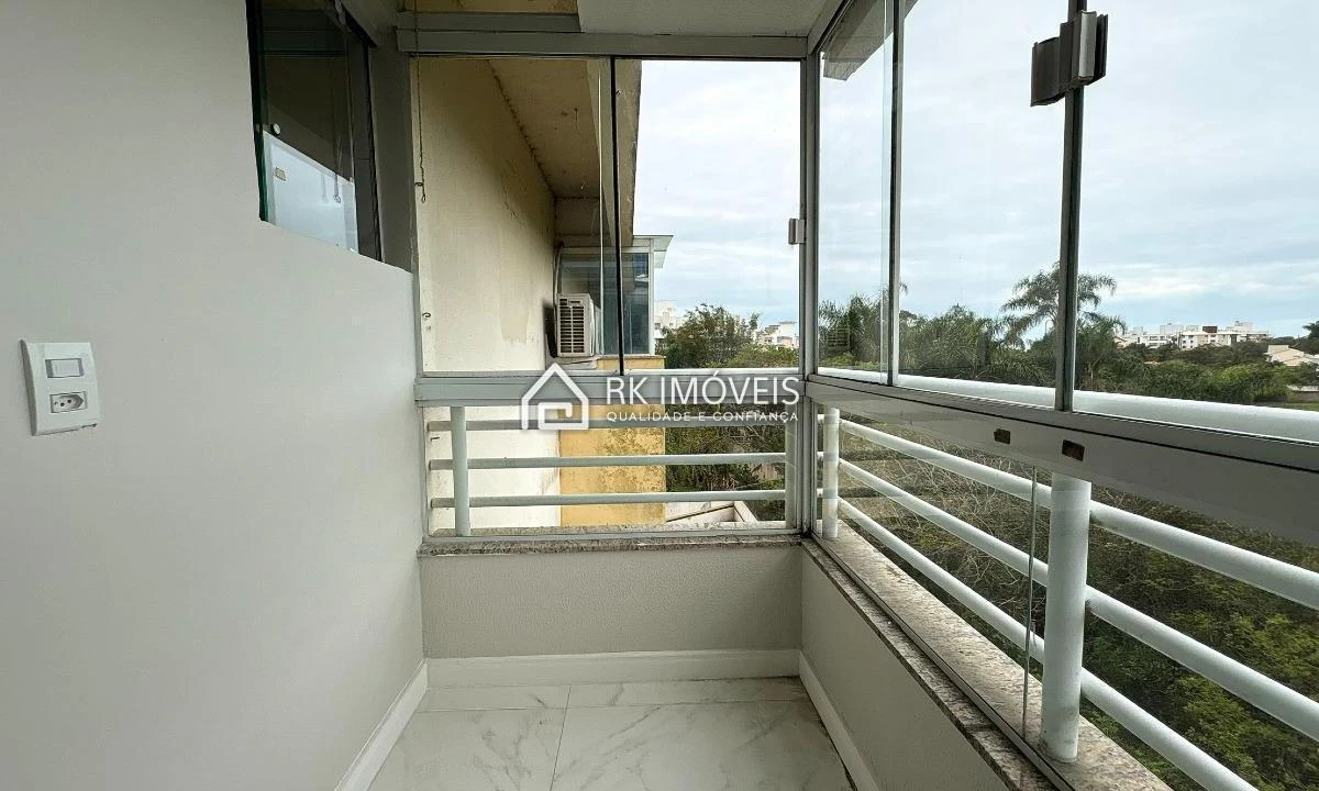 3-bedroom apartment with an open-plan kitchen and en suite — photo 16