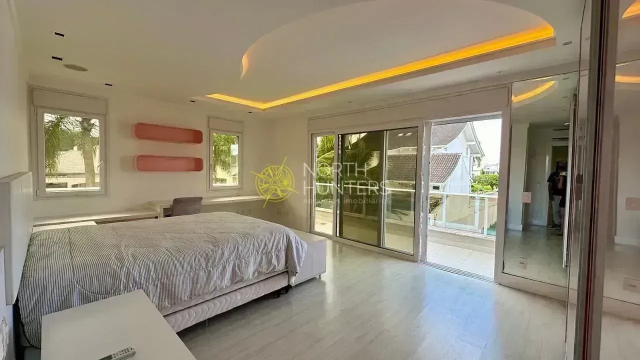 Furnished house with 9 bedrooms and a gas open kitchen — photo 79