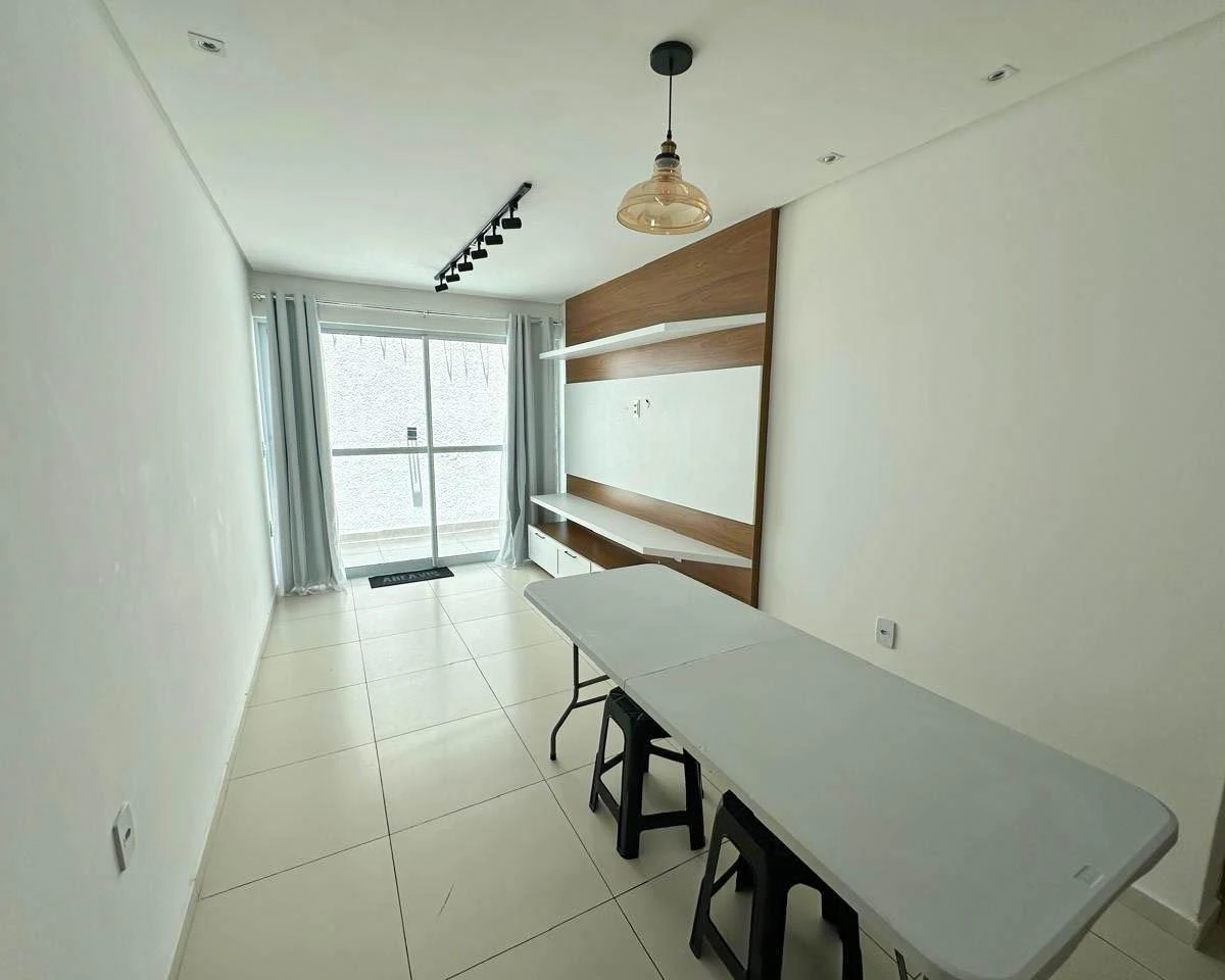 2-bedroom apartment in a building with a pool — photo 4