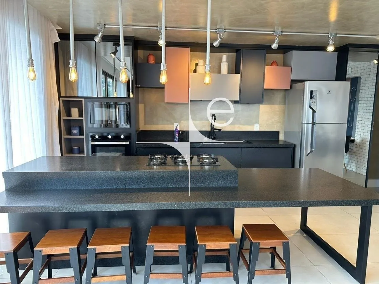 Home office in a one-bedroom apartment, 60 m² — photo 19