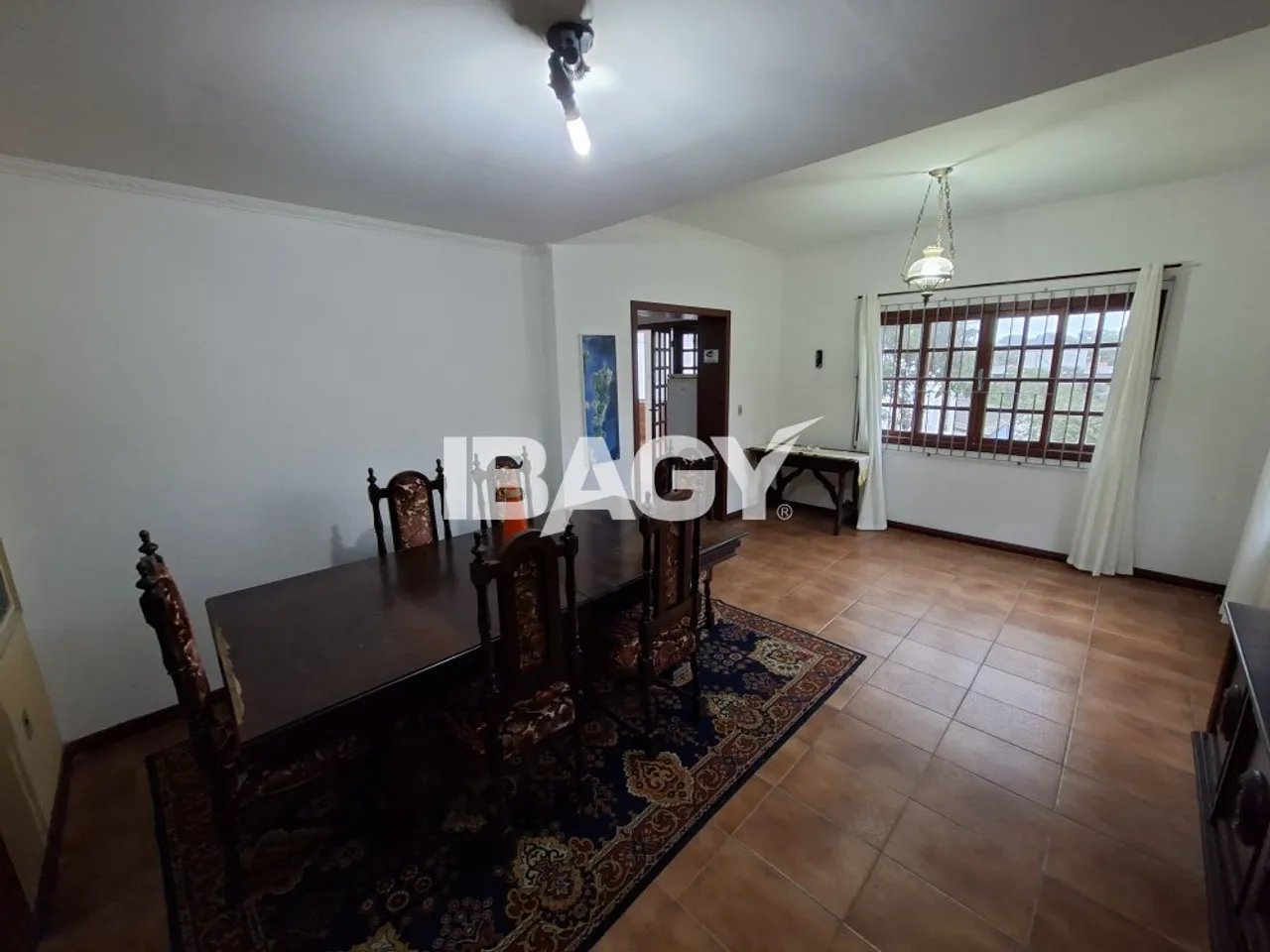 Washing machine in a 5-bedroom house, 372 m² — photo 8