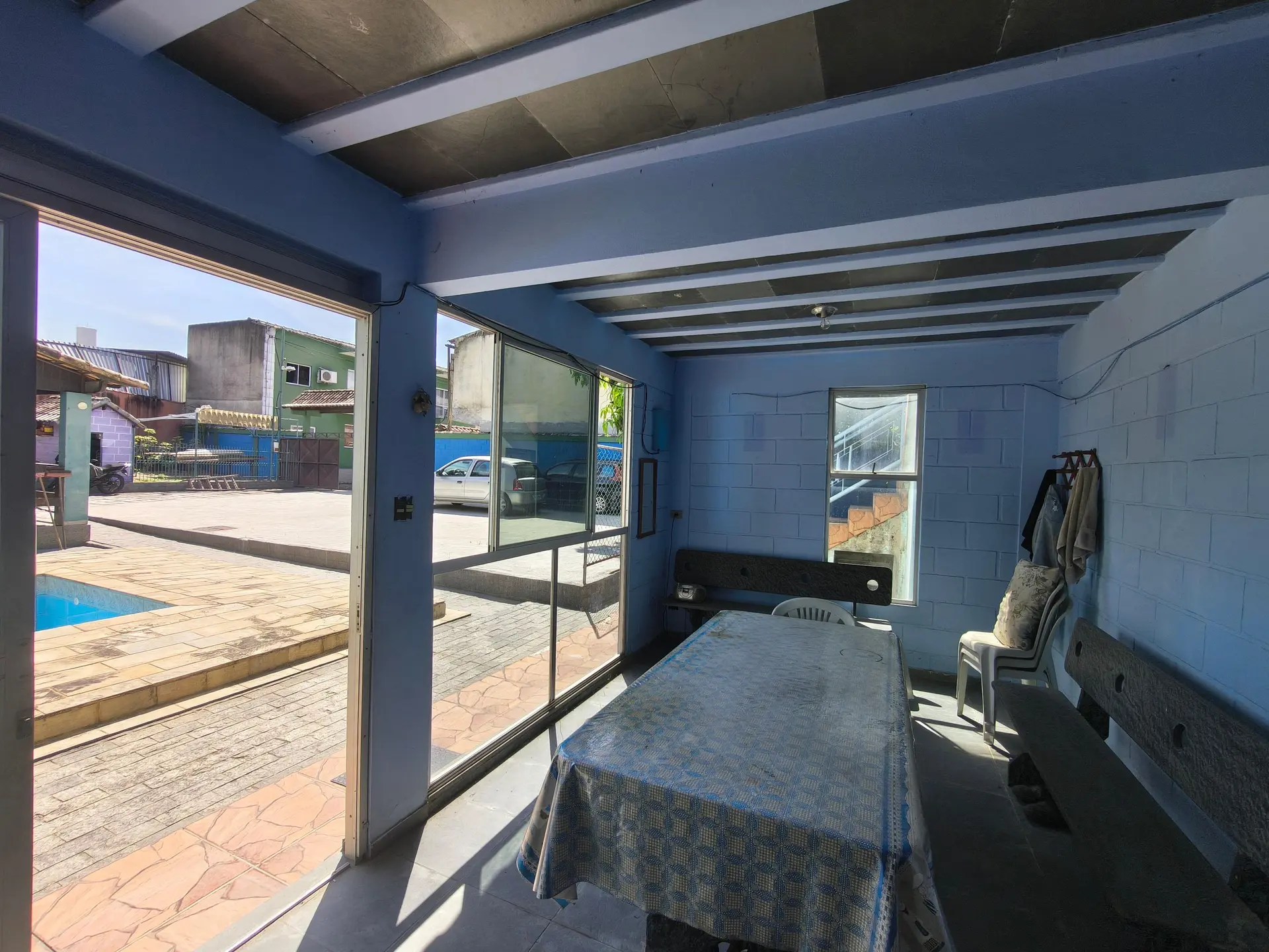Casa sem mobília com 1 quarto e varanda com pia — photo 6