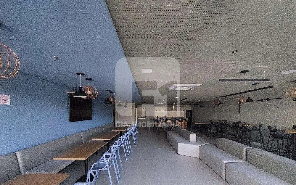 Floor-to-ceiling windows in a one-bedroom apartment, 32 m² — photo 20