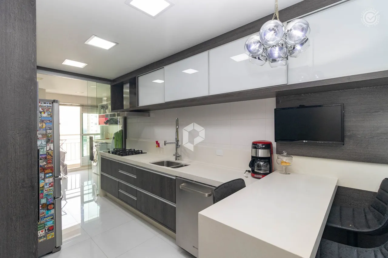 Furnished apartment with 3 en-suite bedrooms and 295 m² — photo 7