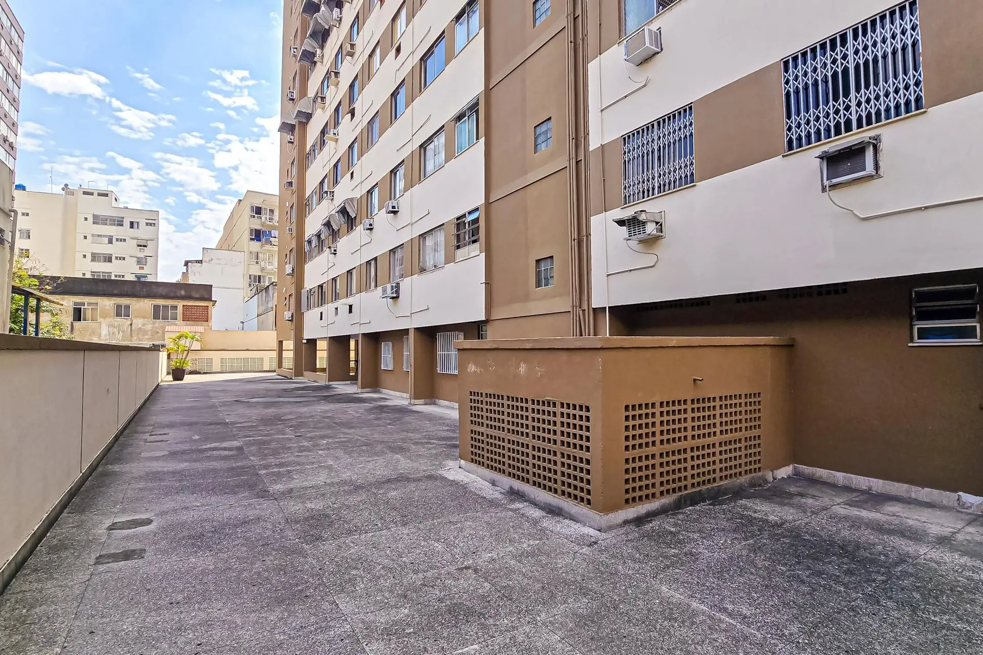 2-bedroom apartment with a washing machine in Rio de Janeiro — photo 10