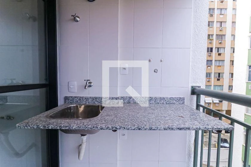 2-bedroom apartment with a grill on the balcony — photo 31