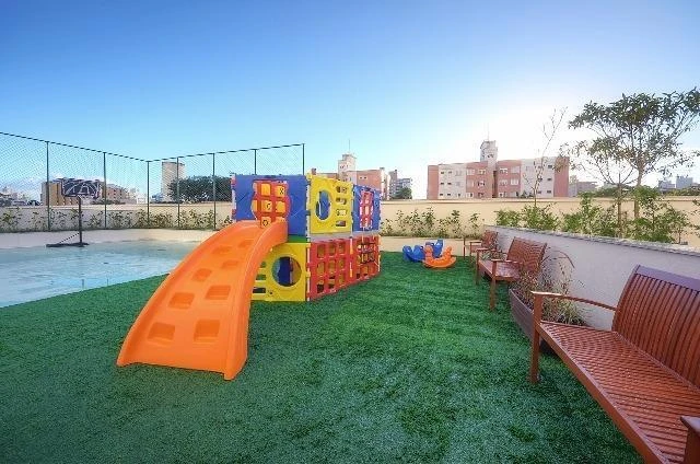 2-bedroom apartment with a mountain view — photo 30