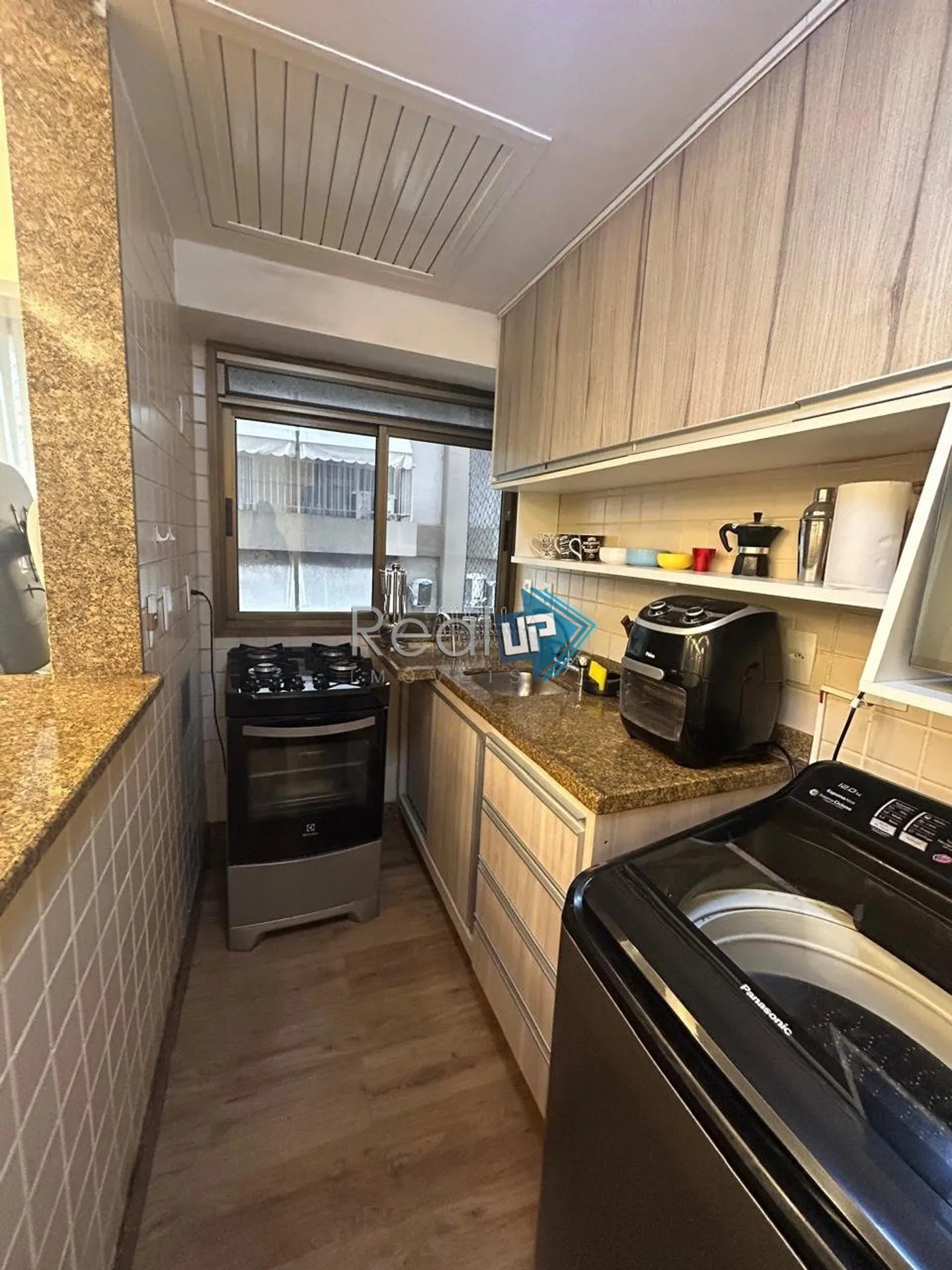 Apartment with 2 bedrooms, 2 bathrooms, and 1 parking spot — photo 22