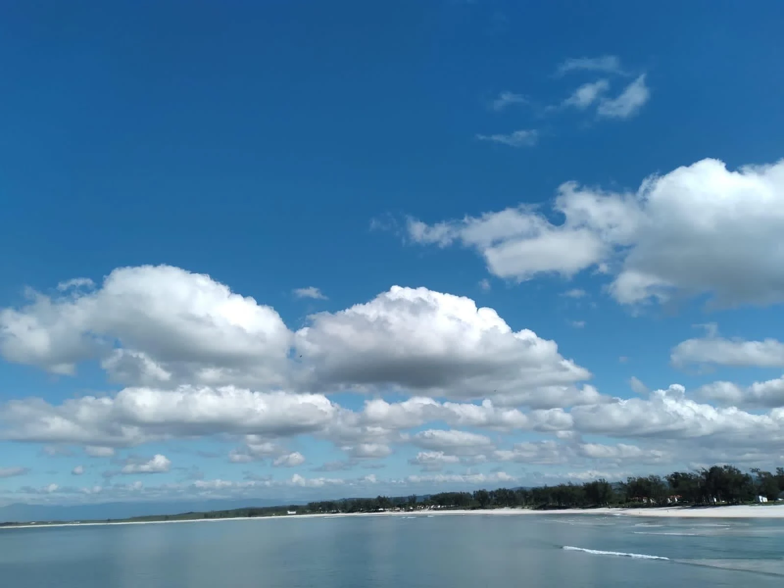 Furnished apartment, 27 m², with a water view — photo 14